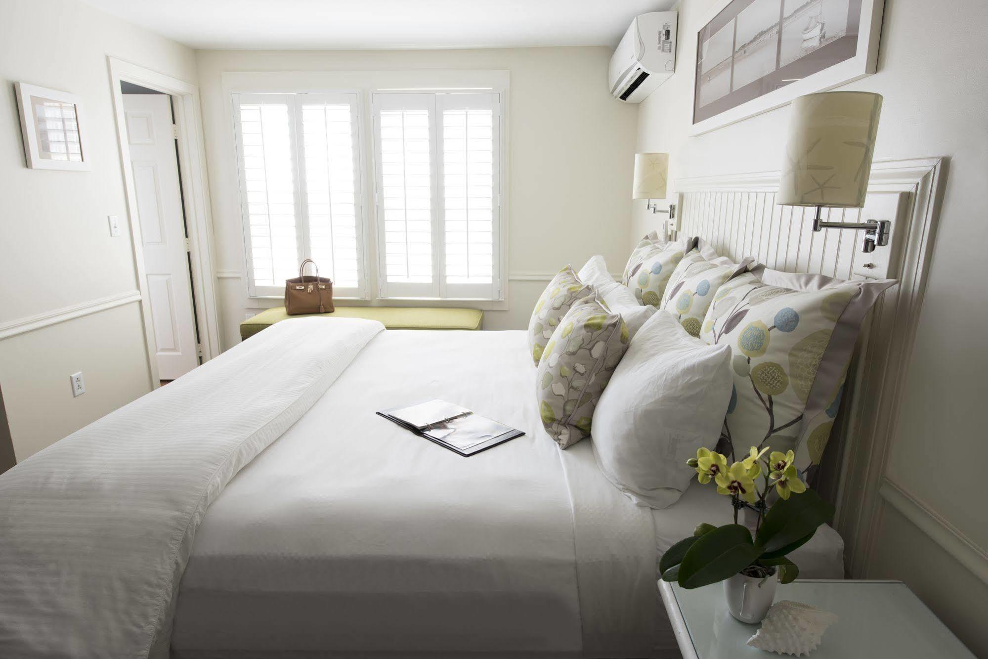 Vineyard Square Hotel And Suites Edgartown Εξωτερικό φωτογραφία